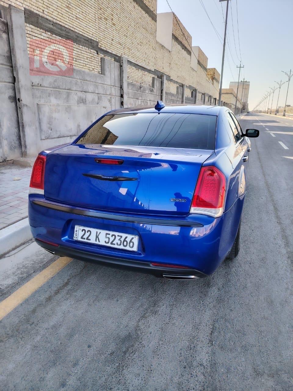 كرايسلر 300